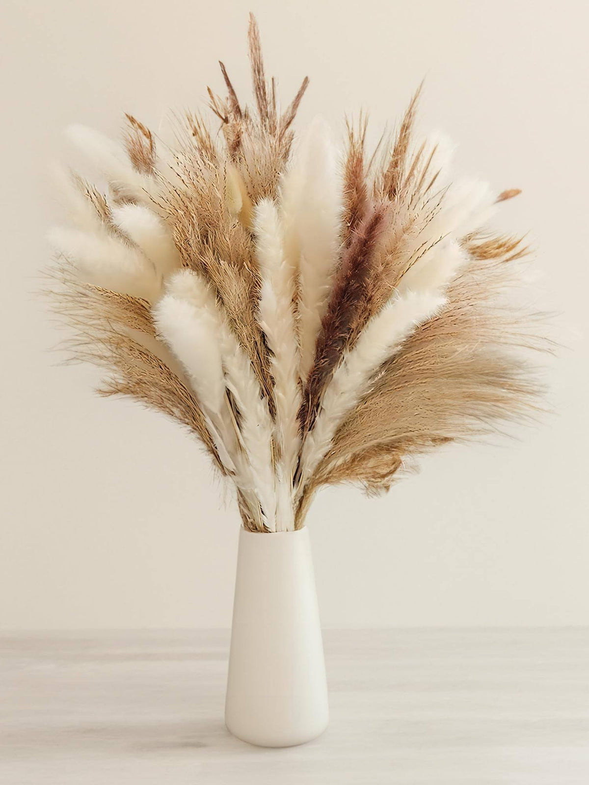 NEZUIBAN Natural Dried Pampas Grass Bouquet, 60 Pcs Dried Reed Flowers, Boho Home Decor Bouquet for Home Table Decorations, Wedding Floral